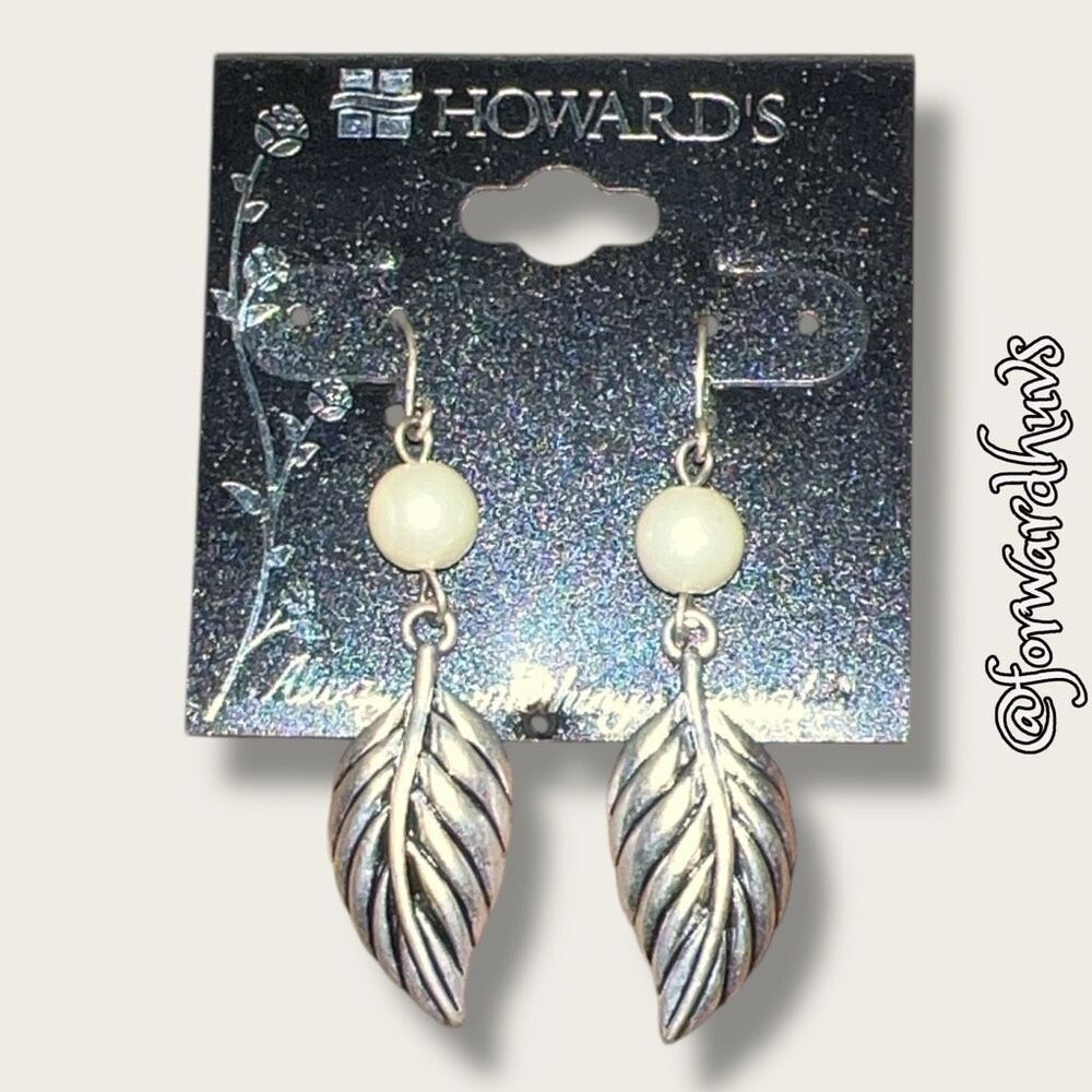 Bundle Sale 3 for $15 | Howard’s Silver Tone Leaf Dangle Earrings